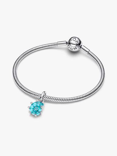 Charm pendente de caracol marinho em vidro de Murano azul