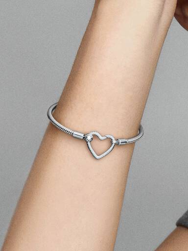 Pulseira Corrente Snake com Fecho de Coração Vazado