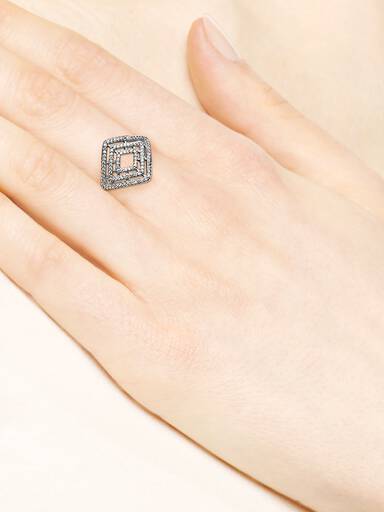 Silver ring with clear cubic zirconia