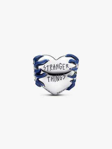 Charm Coração que Brilha no Escuro de Stranger Things