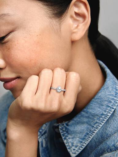 Silver ring with clear cubic zirconia