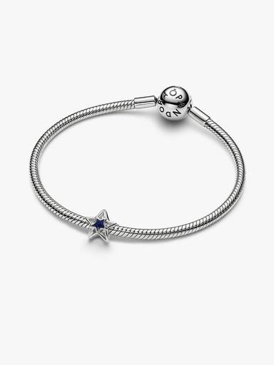 Charm Vazado de Estrela