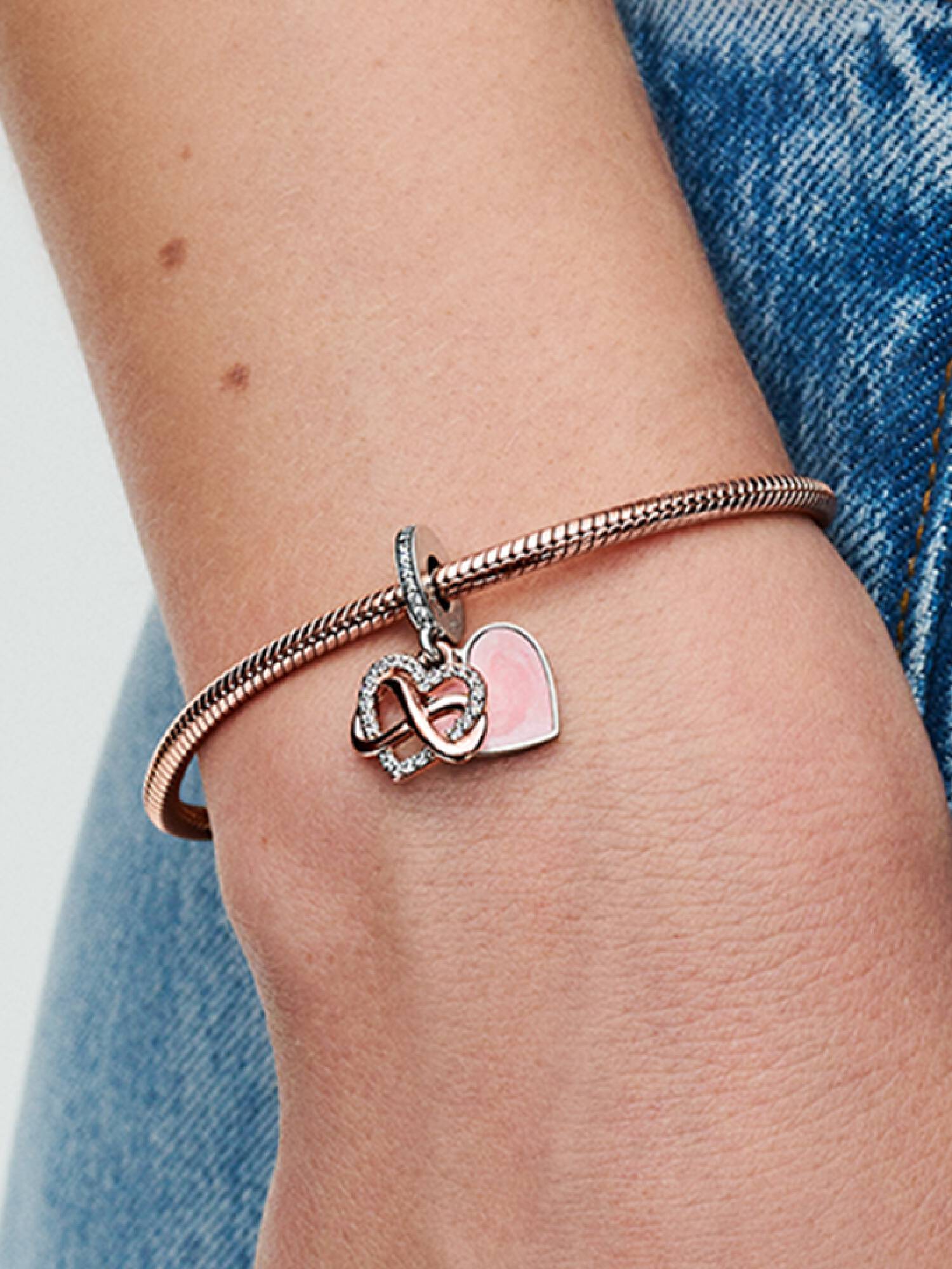 Charm Pendente Brilhante Coração Infinito