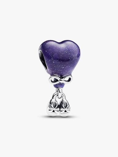 Charm que muda de cor revela o gênero menina.
