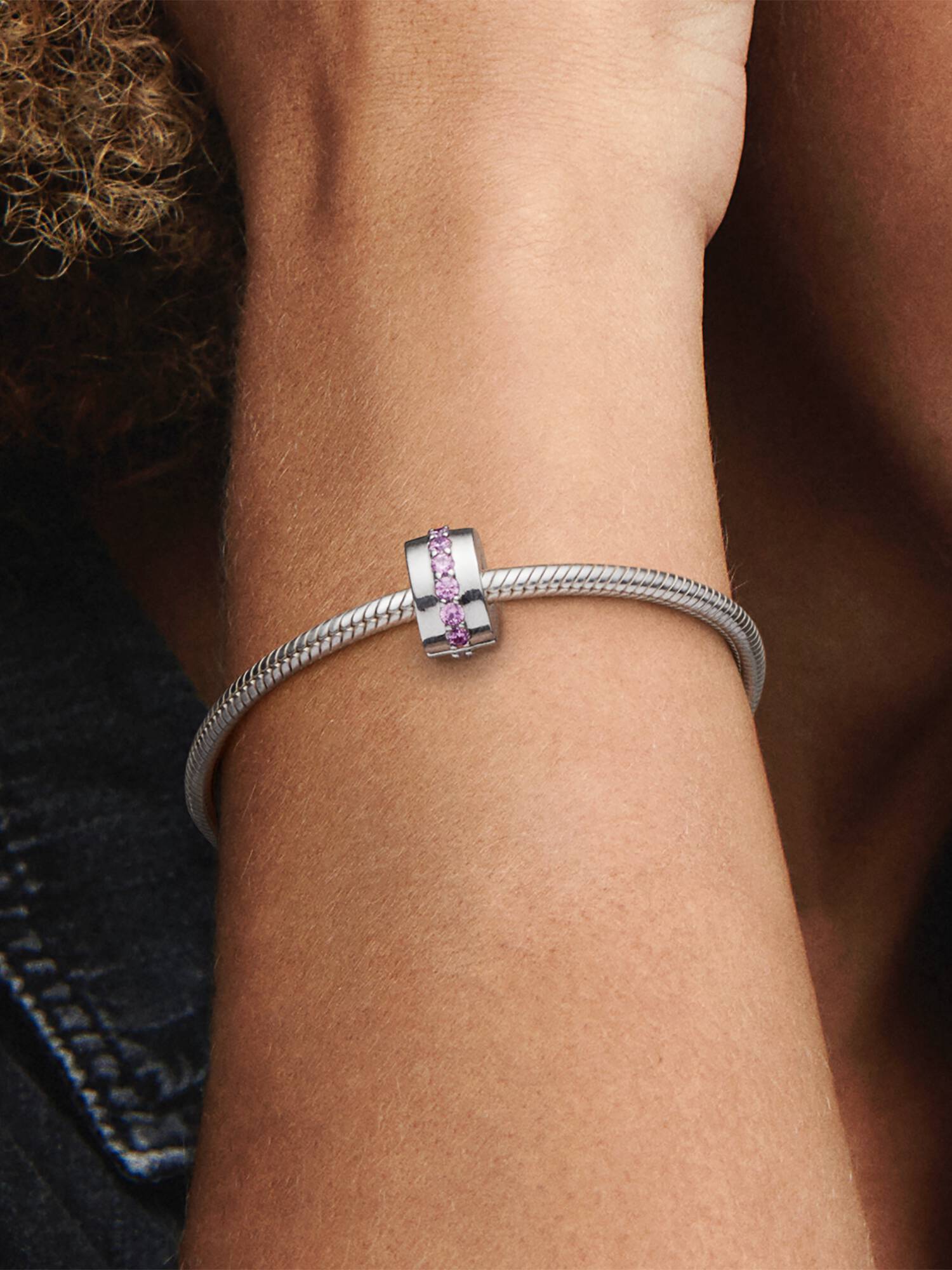 Charm Separador Fileira Rosa Brilhante