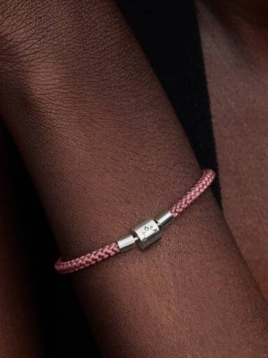Braceletee de Cordãoón Rosado Brilhante