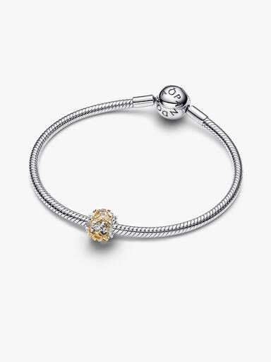 Charm Vazado de Constelação