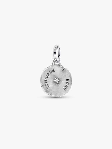 Charm Medalhão de Borboleta