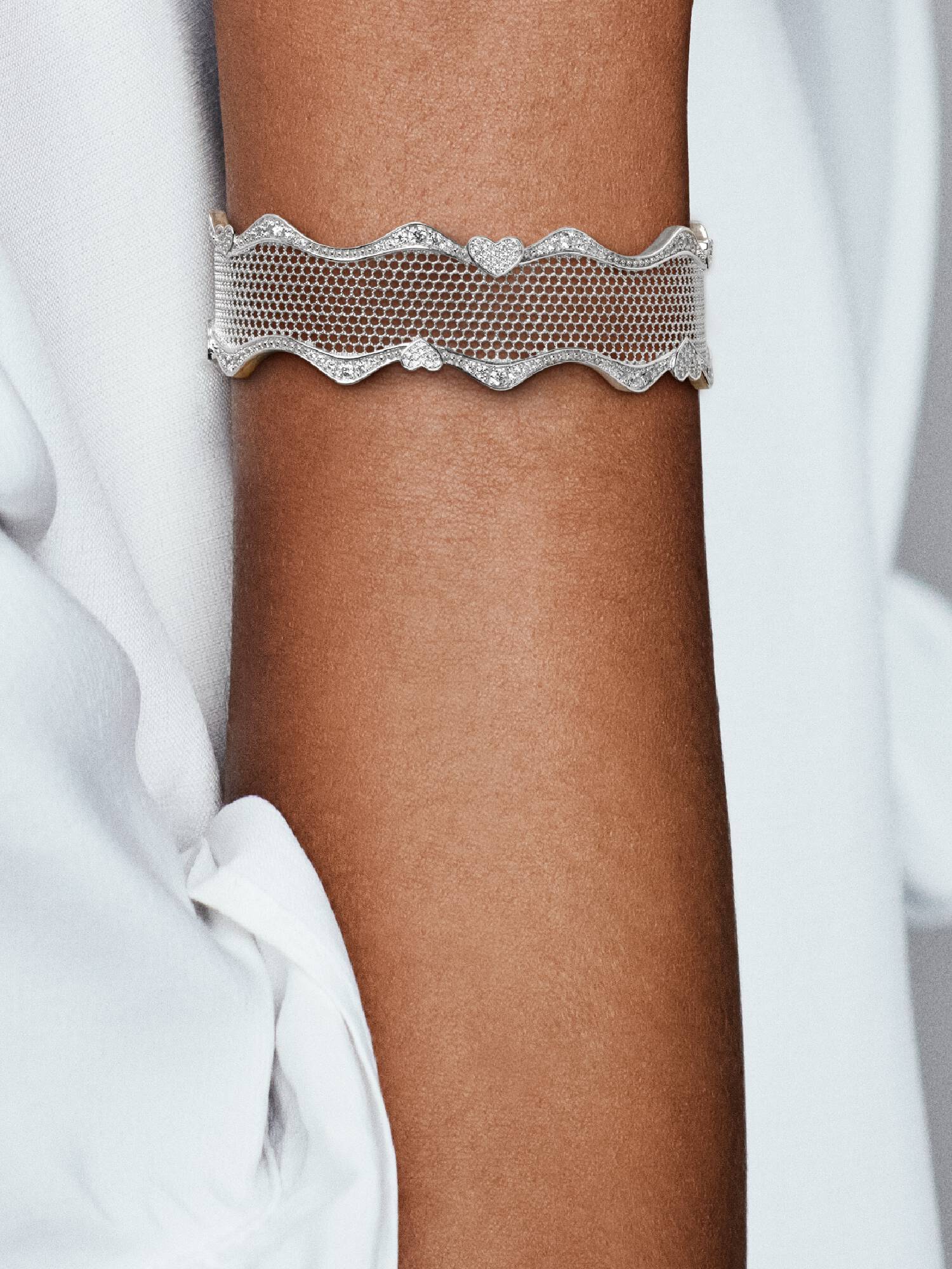 Lace silver bangle with clear cubic zirconia
