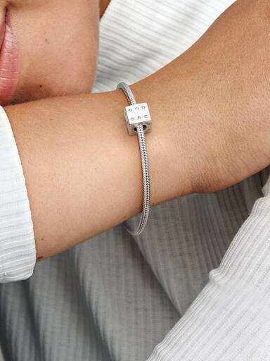Charm de Dados Brilhante