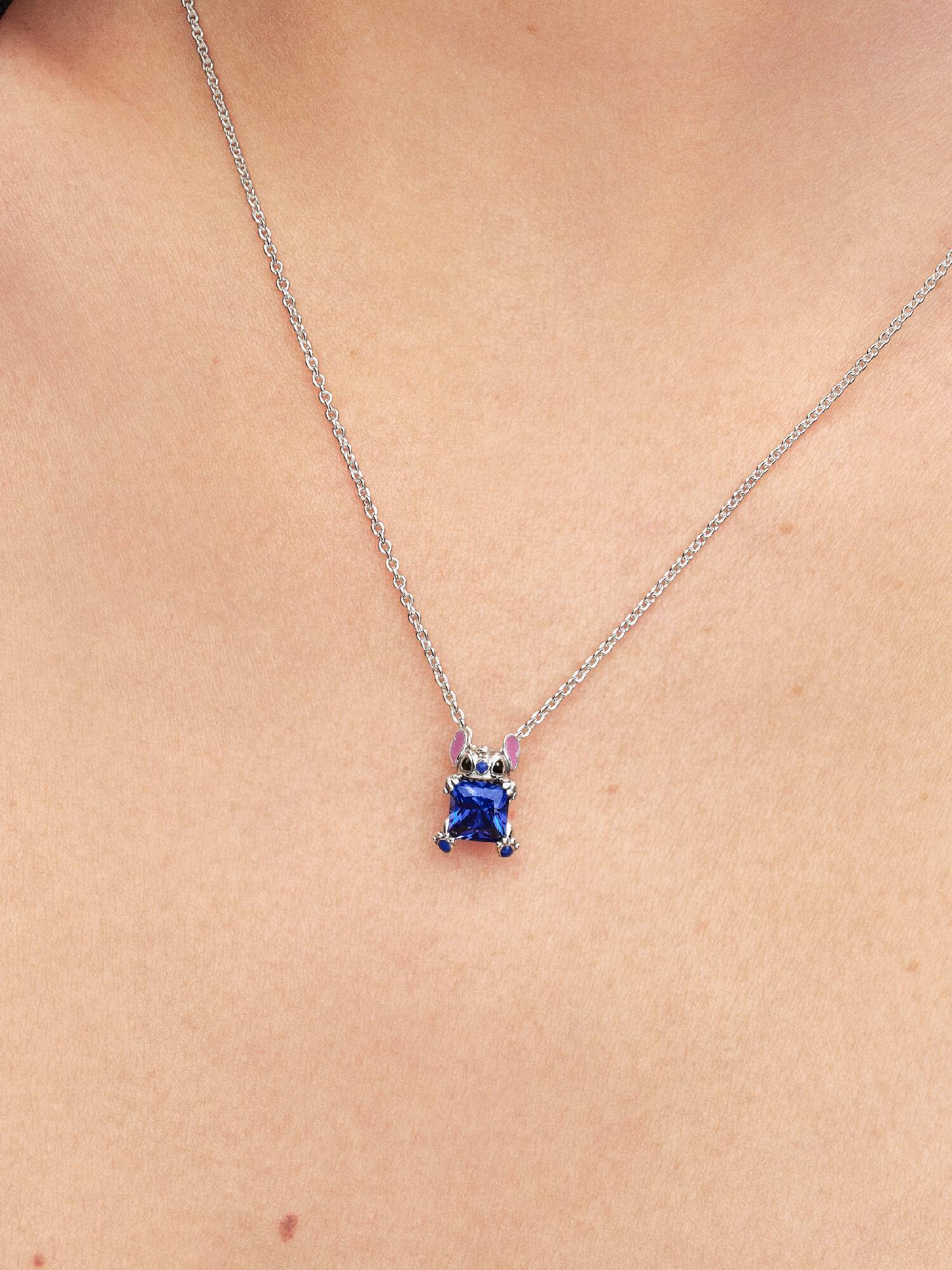 Colar Azul do Stitch da Disney