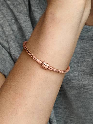 Pulseira Corrente Snake com Fecho Cilíndrico Pandora Moments