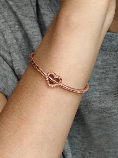 Charm Coração com Esferas