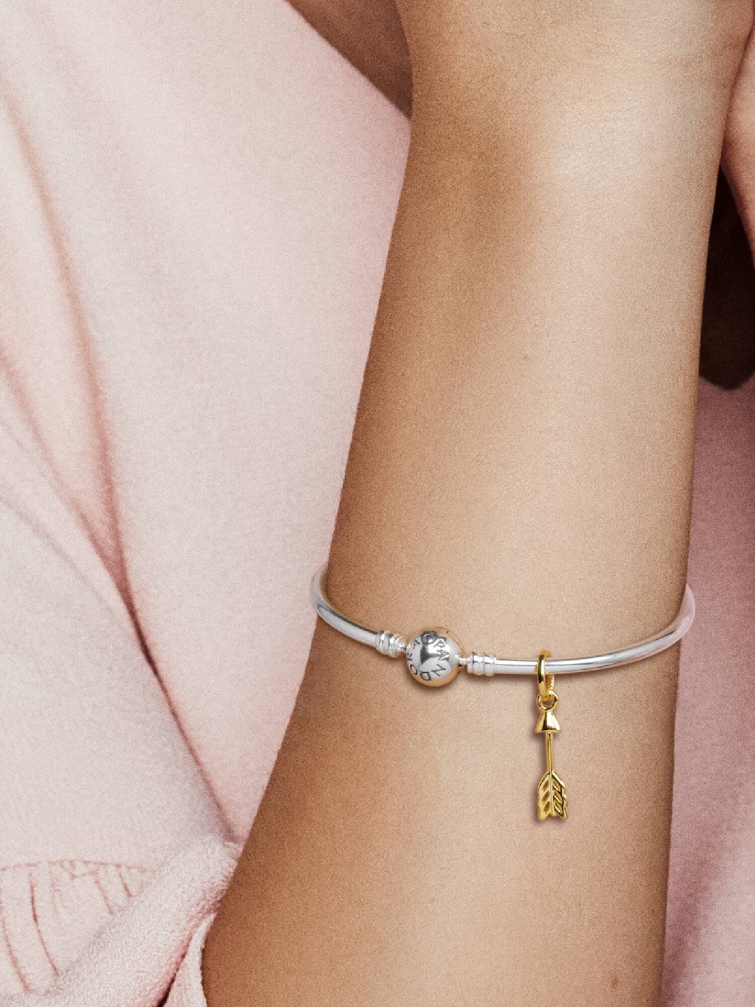 Charm Pendente Flecha de Cupido
