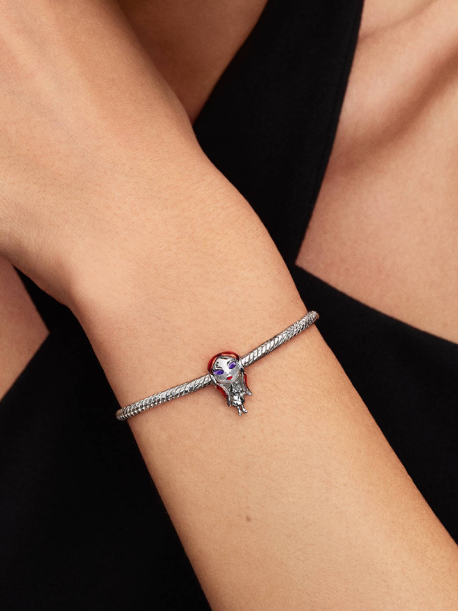 Charm Sally da Disney de O Estranho Mundo de Jack