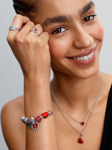 Charm Rosa Brilhante em Flor