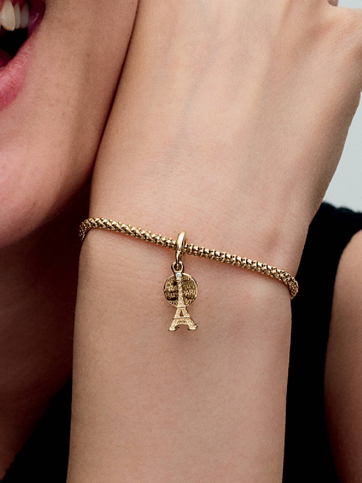 Charm Pendente Duplo Gravável da Torre Eiffel em París com Diamante de Laboratório