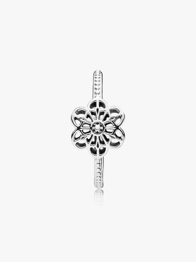 Floral daisy lace silver ring