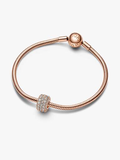 Charm de três fileiras de pavê brilhante