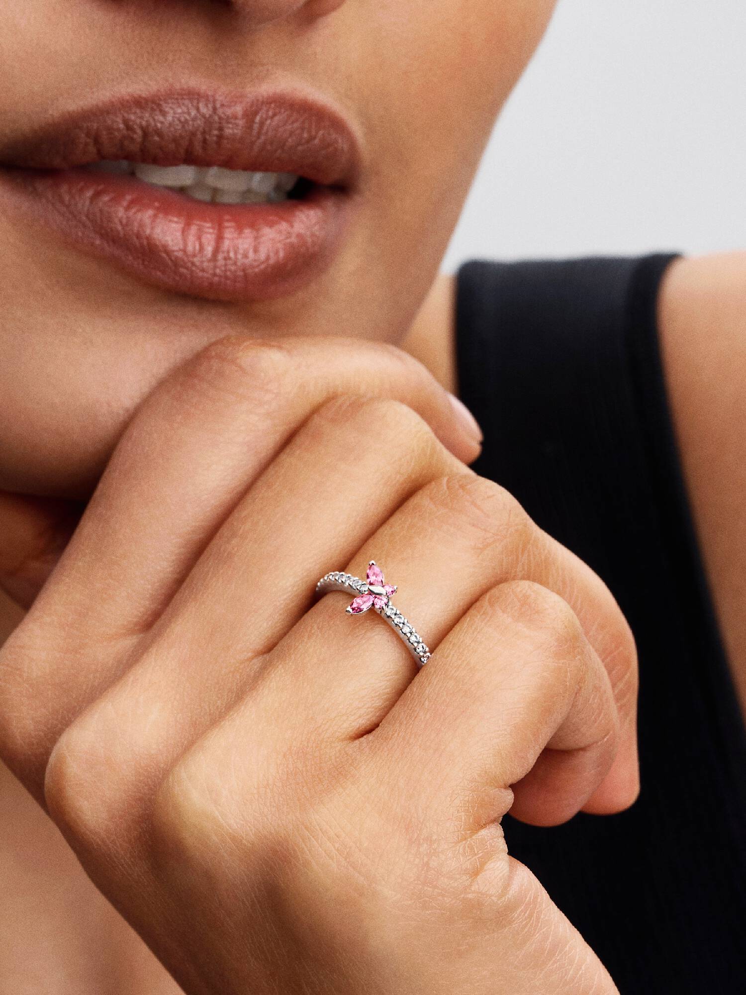Anel Borboleta Brilhante Rosa