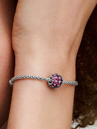 Charm Esférico Brilhante Vermelho com Zircônia Cúbica