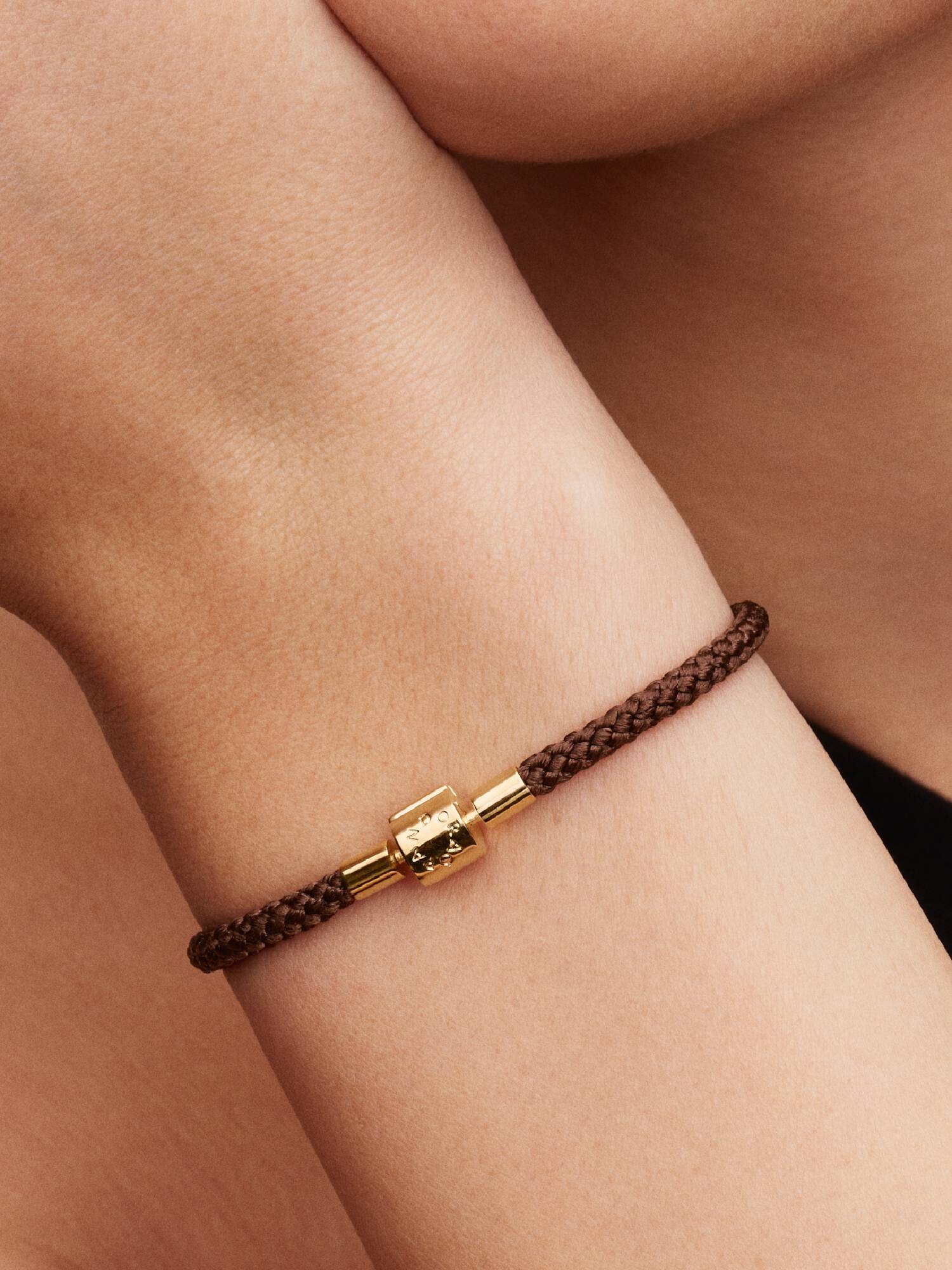 Pulseira de Cordão Marrom Cintilante