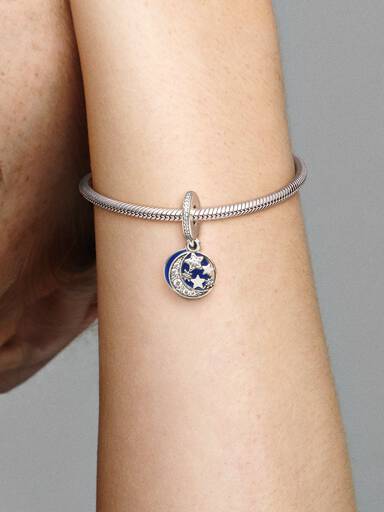 Charm Pendente da Lua e do Céu Azul