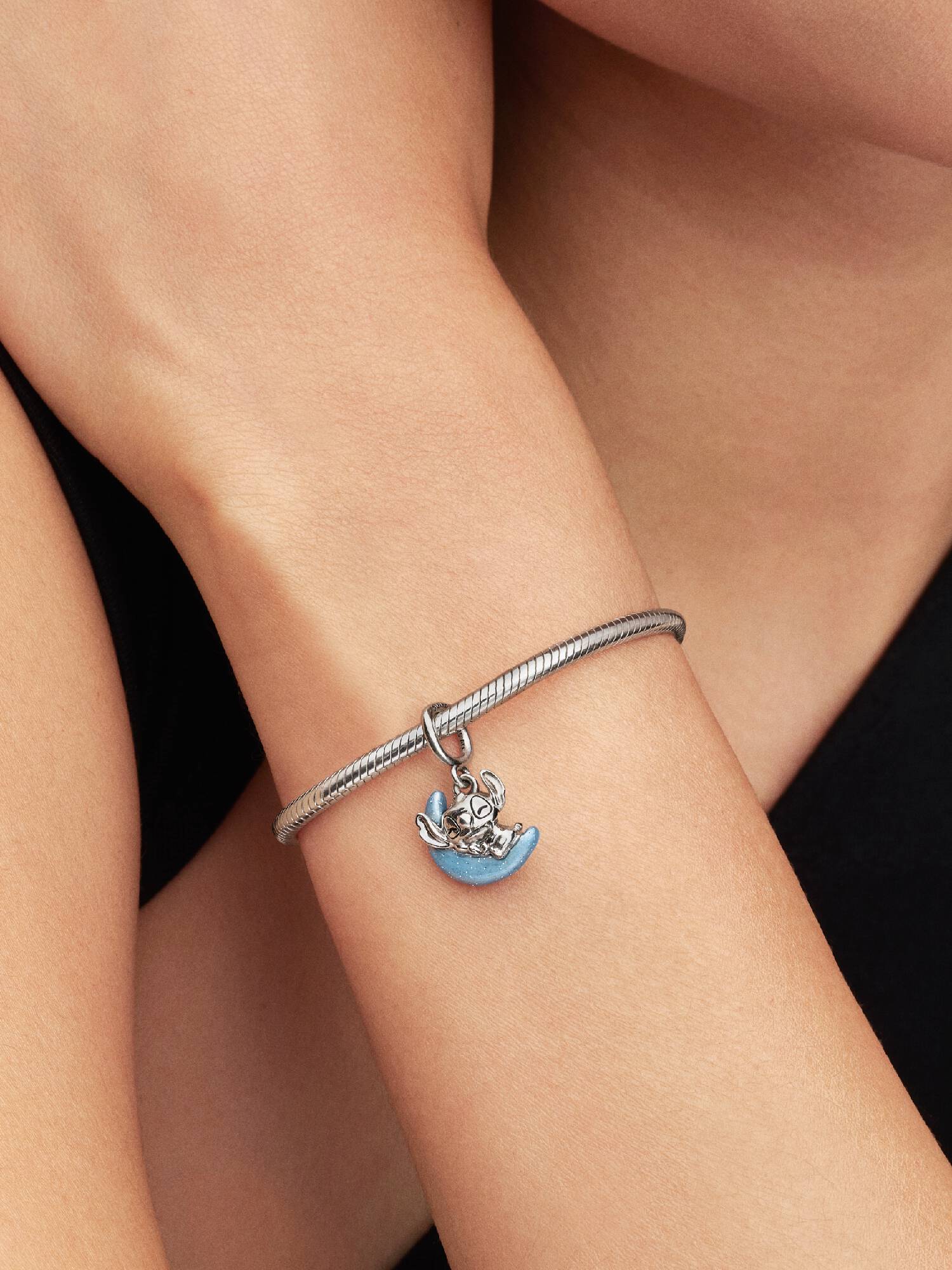 Charm Pendente da Lua que Brilha no Escuro do Stitch da Disney
