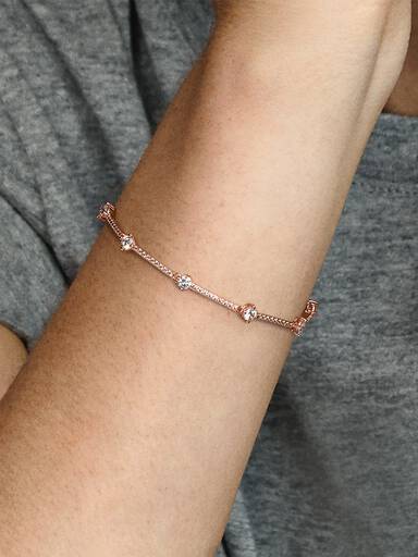 Pulseira Brilhante com Barras em Pavé
