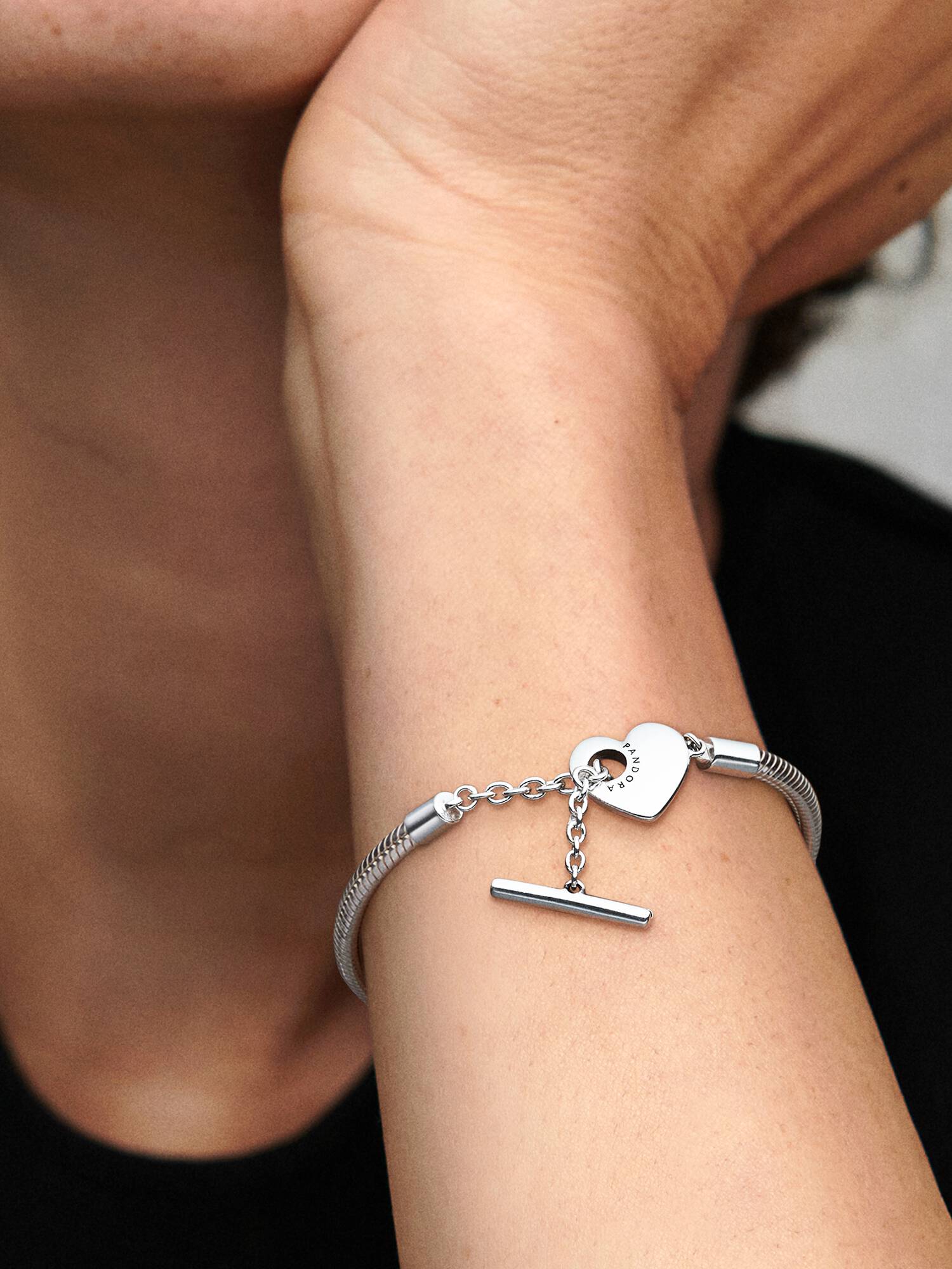 Pulseira Corrente Snake com Fecho em T e Coração