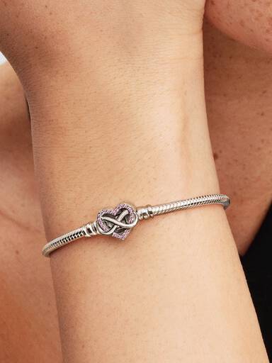 Pulseira Corrente Snake com Fecho de Coração Rosa Infinito Brilhante
