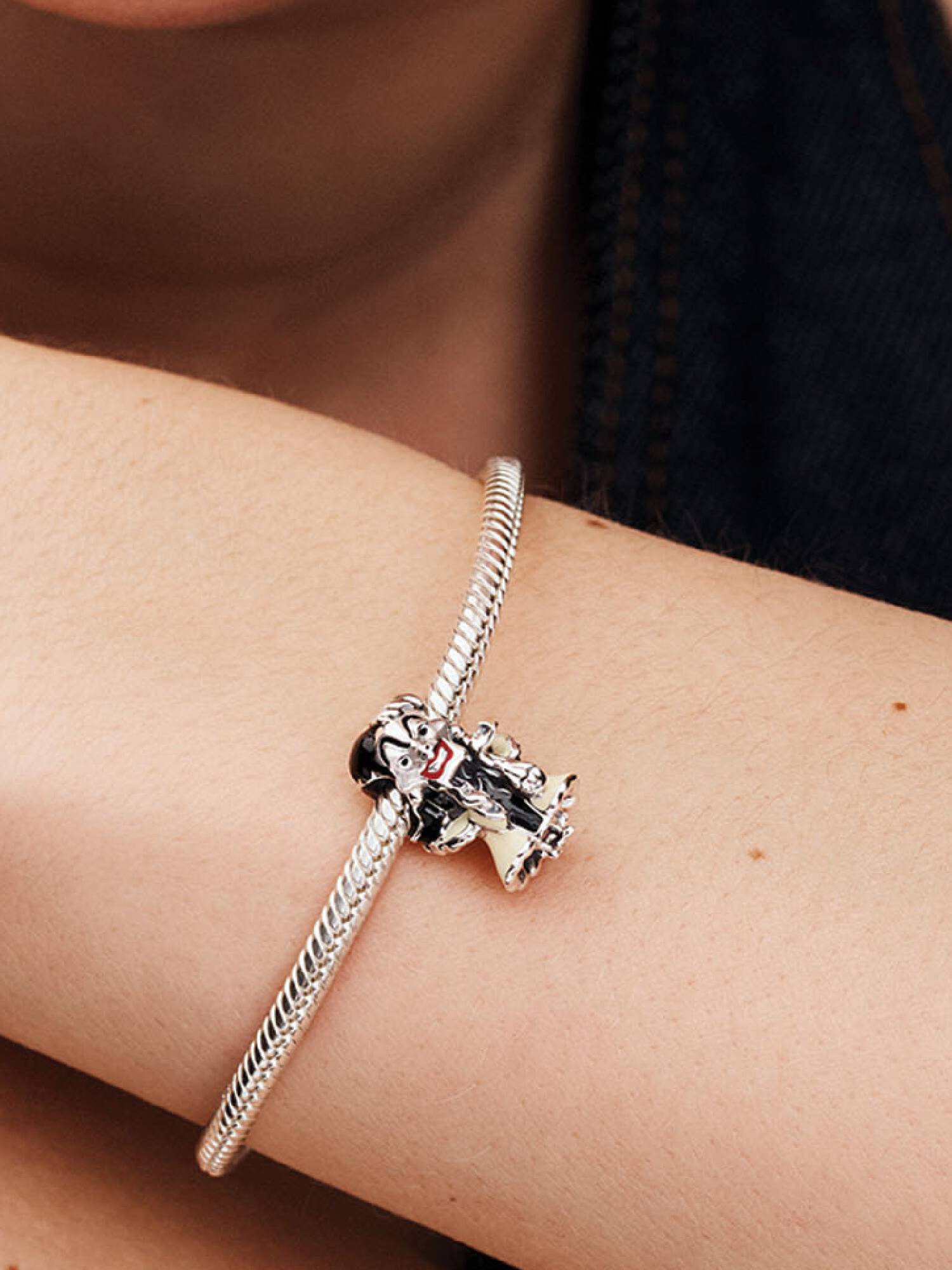 Charm Cruella de Vil Vilões de Disney