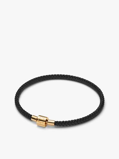 Conjunto de pulseira de cordão com mini charms de borboleta e trevo