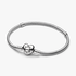 Bracelete Pandora Moments em corrente snake com fecho de coração Bracelete Pandora Moments em corrente snake com fecho de coração