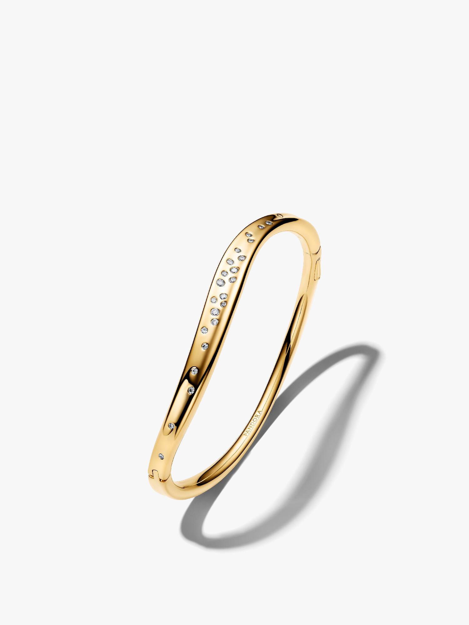Braceletee Rígido com Forma Orgánica Engastado com Piedras