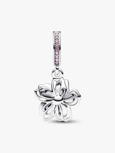 Charm pendente em flor de cerejeira