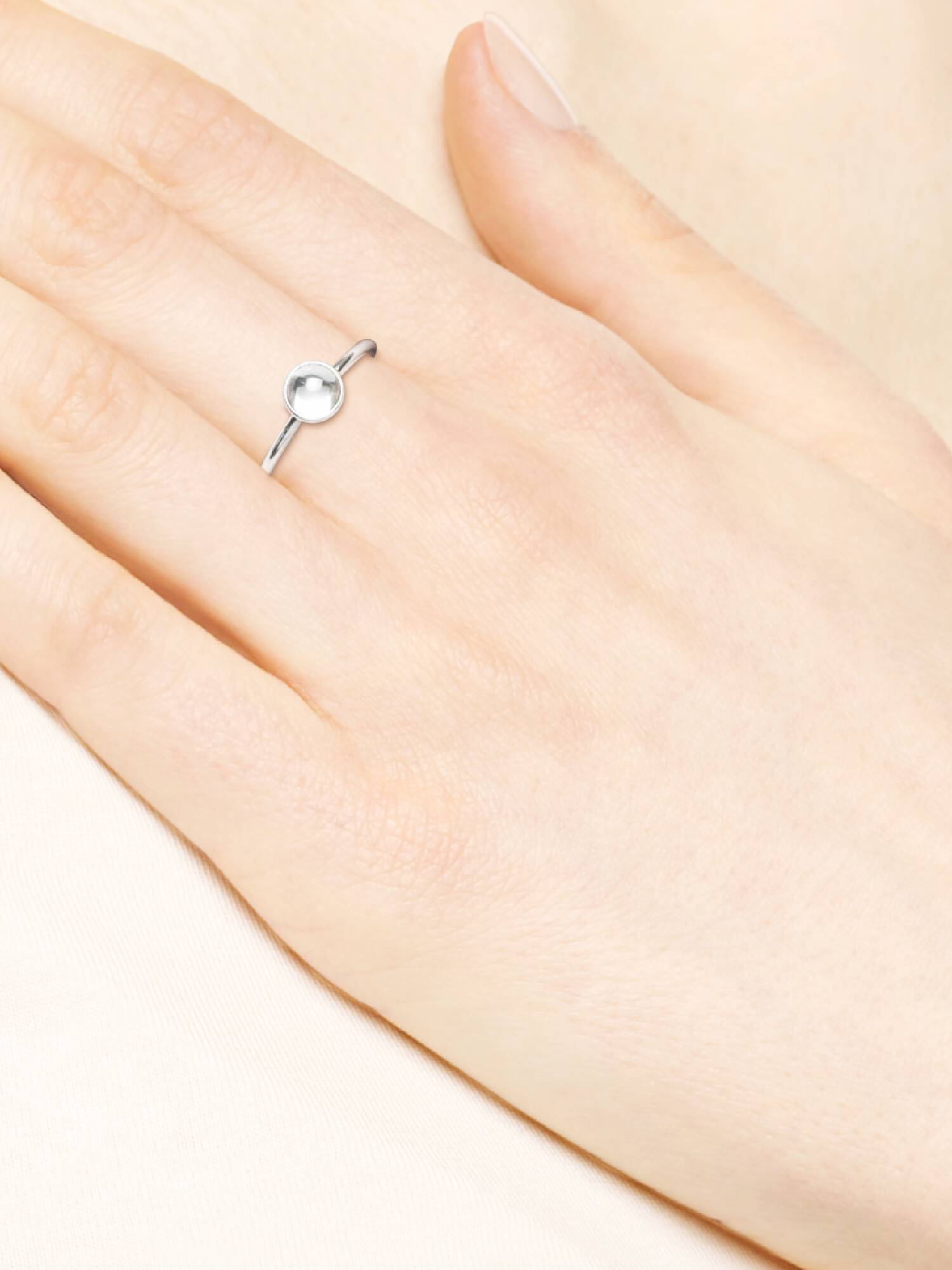 Silver ring with clear cubic zirconia