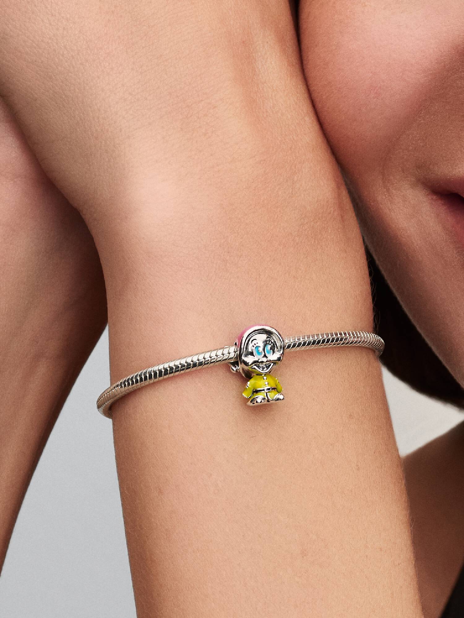 Charm Disney Branca de Neve Dunga