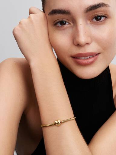 Bracelete Diseño Corrente de Serpiente Cierre de Coração Pandora Moments