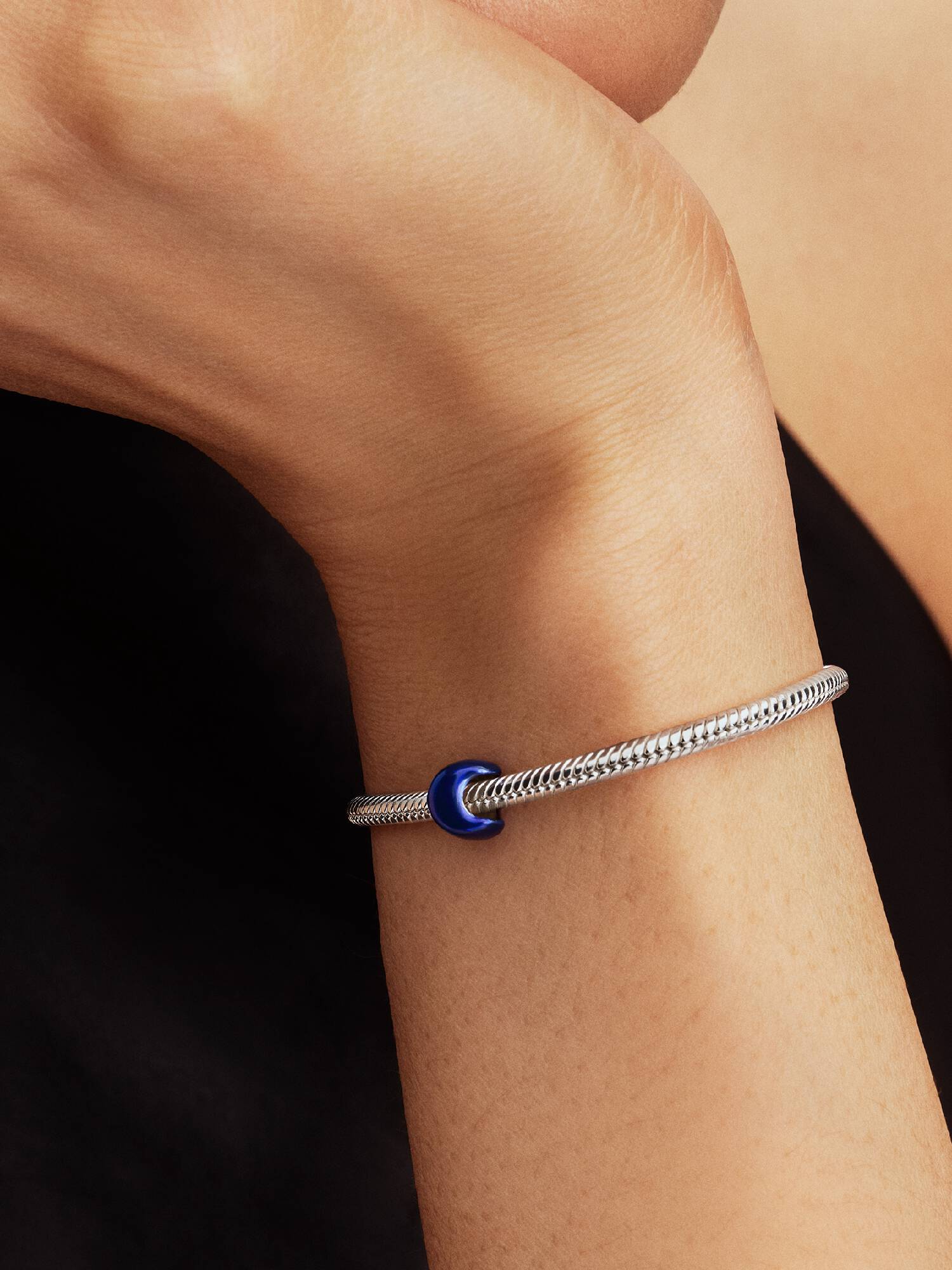 Mini Charm Lua Azul