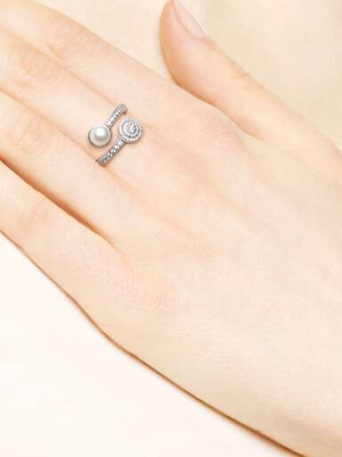 Open silver ring with white crystal pearl and clear cubic zirconia