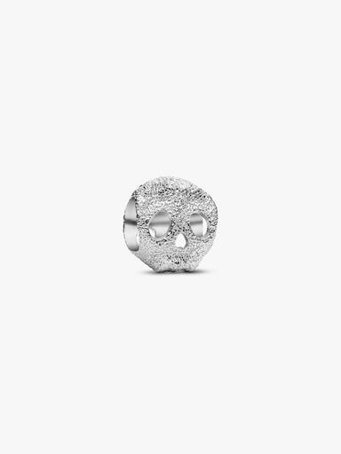 Mini charm de caveira texturizado