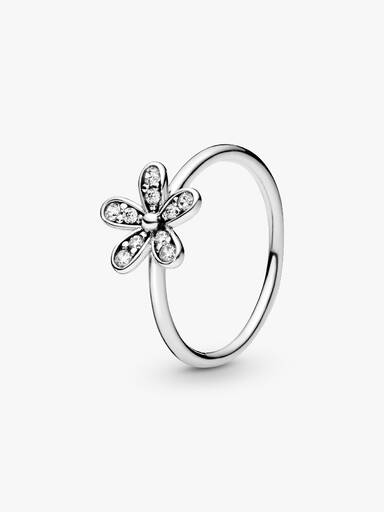 Daisy silver ring with cubic zirconia