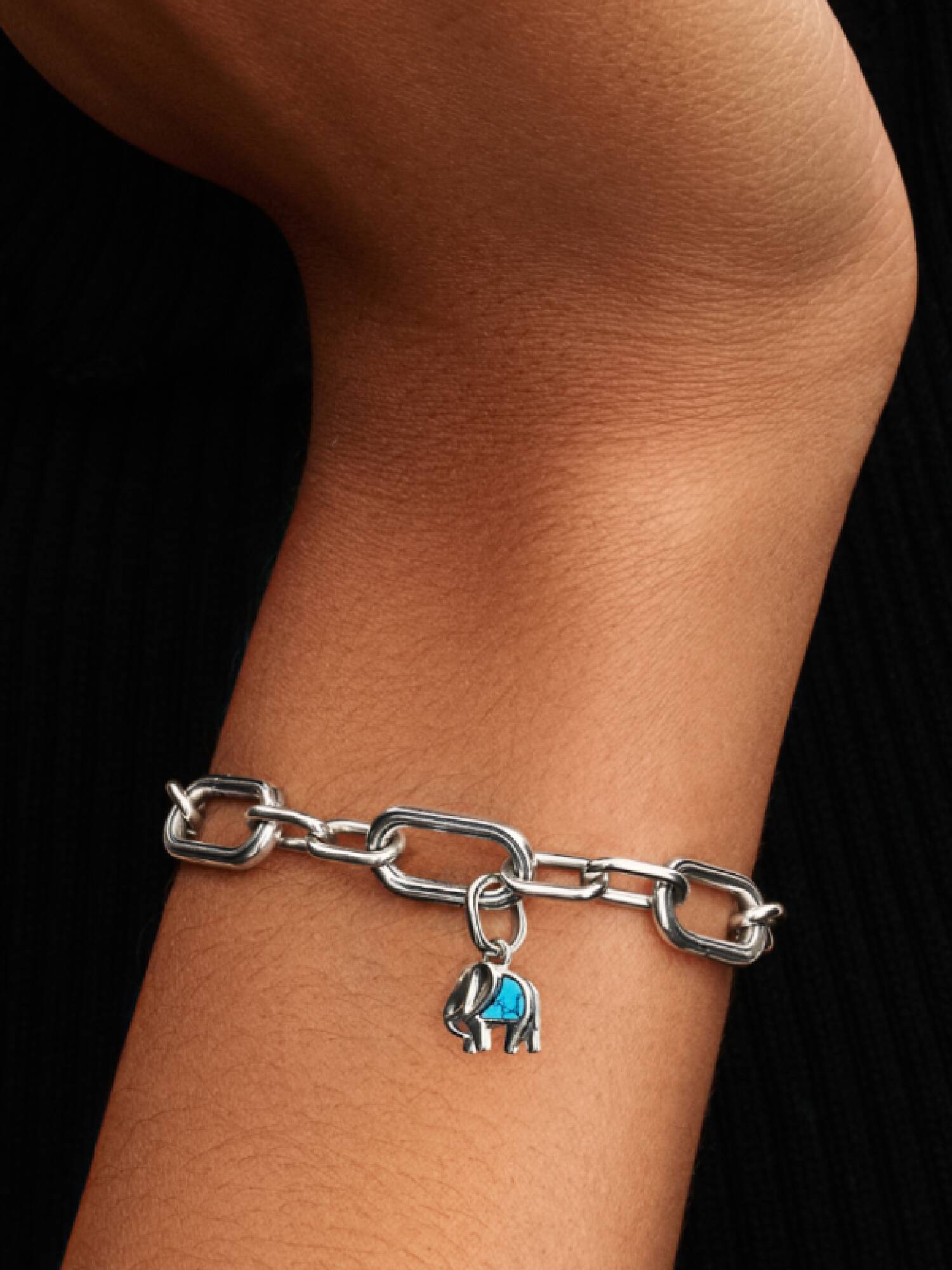 Charm pendente de elefante mini em cor turquesa